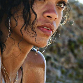 Rihanna-photoshoot-for-vogue-brazil-8